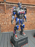 INSPIRED BY: BUMBLEBEE & OPTIMUS PRIME 120CM FROM TRANSFORMERS MAPTRANSSET