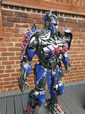 INSPIRED BY: BUMBLEBEE & OPTIMUS PRIME 120CM FROM TRANSFORMERS MAPTRANSSET