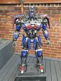 INSPIRED BY: BUMBLEBEE & OPTIMUS PRIME 120CM FROM TRANSFORMERS MAPTRANSSET