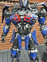INSPIRED BY: BUMBLEBEE & OPTIMUS PRIME 120CM FROM TRANSFORMERS MAPTRANSSET