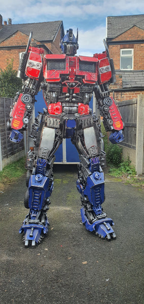 Inspired by: OPTIMUS PRIME FROM TRANSFORMERS MAPOPLSIZEO