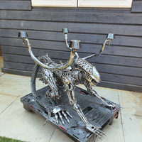 Inspired by: ALIEN FROM ALIEN VS PREDATOR TABLE MAPALIENTABLE