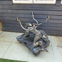 Inspired by: ALIEN FROM ALIEN VS PREDATOR TABLE MAPALIENTABLE