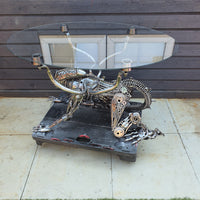 Inspired by: ALIEN FROM ALIEN VS PREDATOR TABLE MAPALIENTABLE