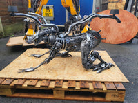 Inspired by: ALIEN FROM ALIEN VS PREDATOR TABLE MAPALIENTABLE