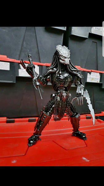INSPIRED BY: PREDATOR 40CM NIGHTSHADE BLACK