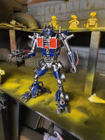 Transformers: Optimas Prime 40cm - Standing