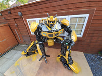 Transformers: Bumblebee LIFE SIZE - Action