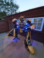 Transformers: Bumblebee LIFE SIZE - Action