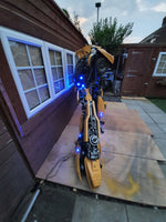 Transformers: Bumblebee LIFE SIZE - Action