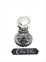 Predator 40cm CELTIC Mask on Stand