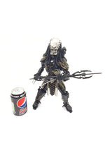 Predator 40cm FUGITIVE Guard with Spear Staff