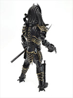 Predator 40cm ANCIENT  Standing 3 Weapons choice