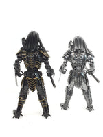 Predator 40cm BERSERKER  Standing 3 Weapons choice