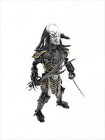 Predator 40cm BERSERKER  Standing 3 Weapons choice