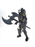 Predator 40cm BERSERKER  Standing 3 Weapons choice