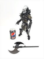 Predator 40cm BERSERKER  Standing 3 Weapons choice