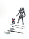 Predator 40cm ELDER  Standing 3 Weapons choice