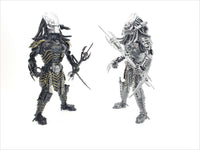 Predator 40cm FUGITIVE  Standing 3 Weapons choice