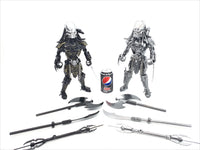 Predator 40cm FUGITIVE  Standing 3 Weapons choice