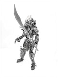 Predator 40cm FUGITIVE  Standing 3 Weapons choice