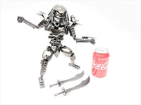 Predator 30cm Mask On - Two Swords