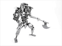 Predator 30cm Mask Off - Axe And Shield