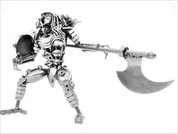 Predator 30cm Mask Off - Axe And Shield